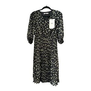 Meilleur Moment Elegant Black Floral Midi Dress